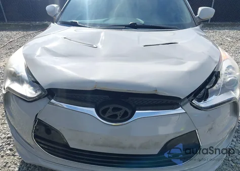 2013 Hyundai Veloster Re:mix z USA, uszkodzony, nr VIN KMHTC6AD5DU156814